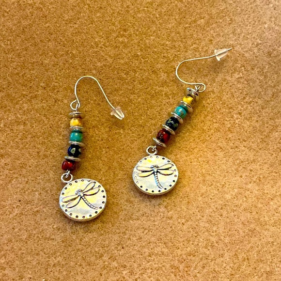 Beautiful pair of Dragonfly Earrings! BN - Picture 1 of 2